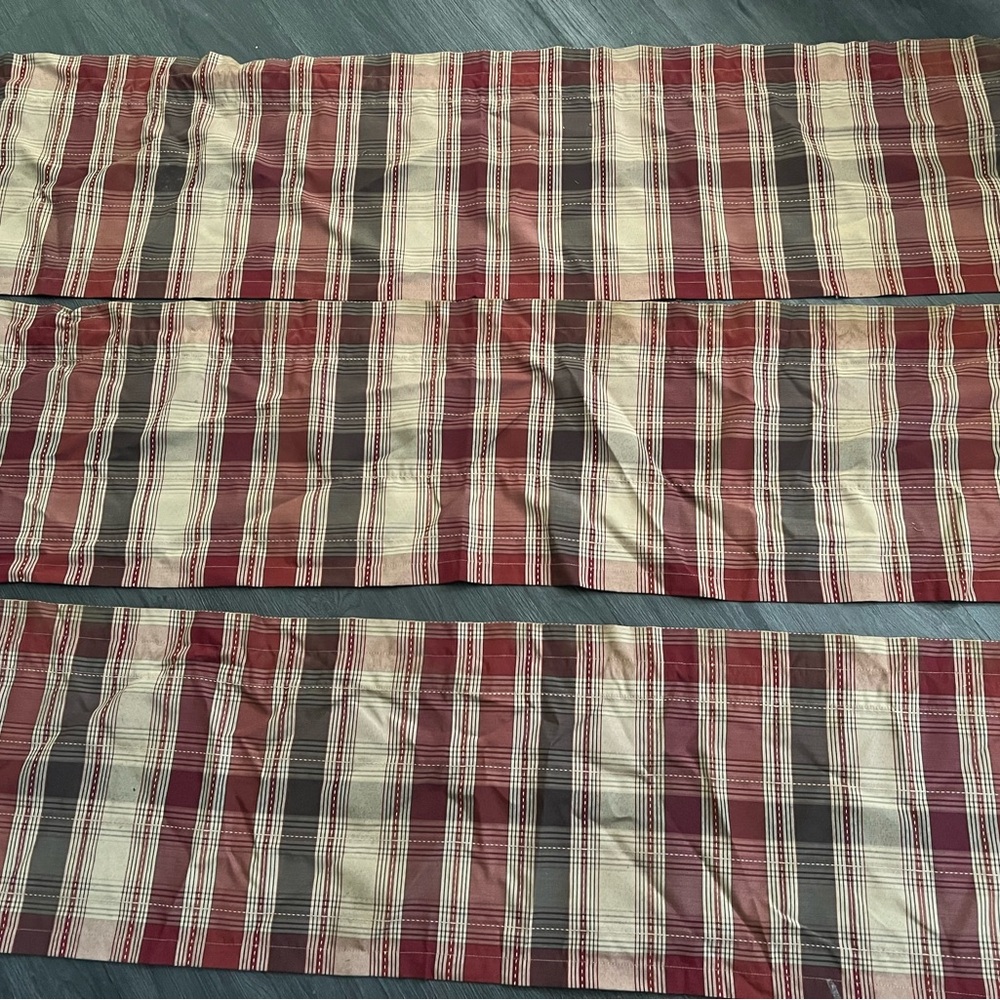 Plaid Home Bedding Set - Red and Cream